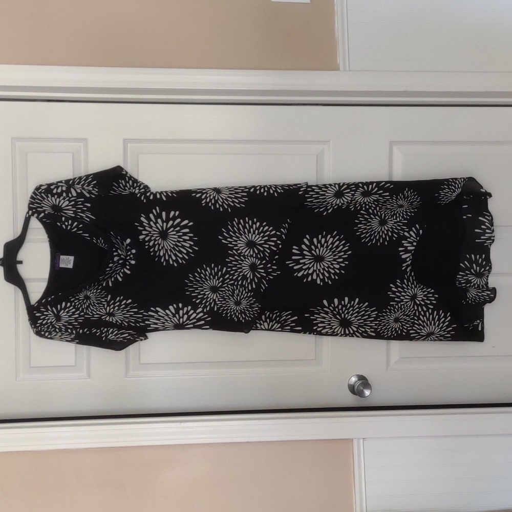 Metaphor 16 Short Sleeve Dress